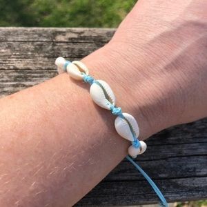 - Shell on Blue Macrame Bracelet/Anklet! NEW!